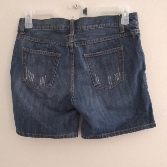 London Jean Jean Cutoffs - Picture 7 of 8